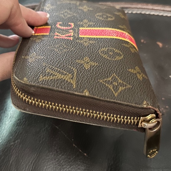 Louis Vuitton Zip Wallet with K.C initials custom! - Picture 5 of 6
